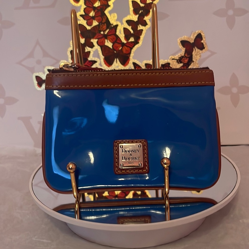Dooney and Bourke Wallet